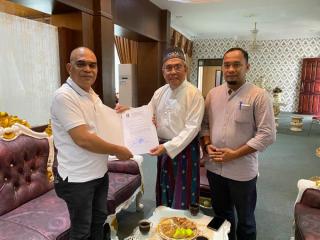 LAMR Serahkan Surat Agar DPRD Riau Kembali Rancang Perda Tanah UlayatÂ 
