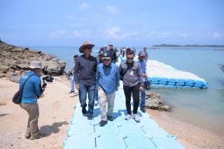 Di Bawah Langit Perbatasan, Bupati dan Danlanal Dumai Berkolaborasi Menghidupkan Pulau Jemur