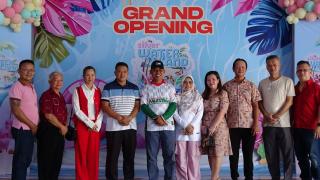 Bupati Inhil Resmikan Silver Water Land, Wahana Wisata Air Baru di Tembilahan