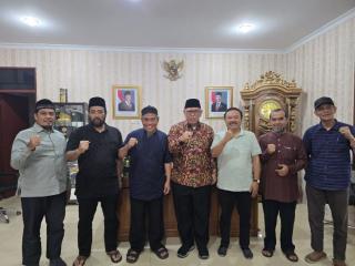 Kunjungi LAMR, Anggota DPD Ini Siap Dukung Daerah Istimewa Riau