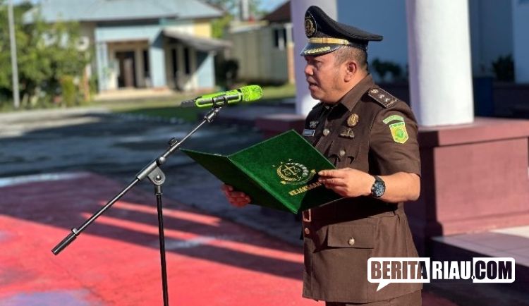 Plt Kajari SBB Ajak Jajaran Adhyaksa Jaga Semangat Pancasila Menuju Asta Cita Indonesia!