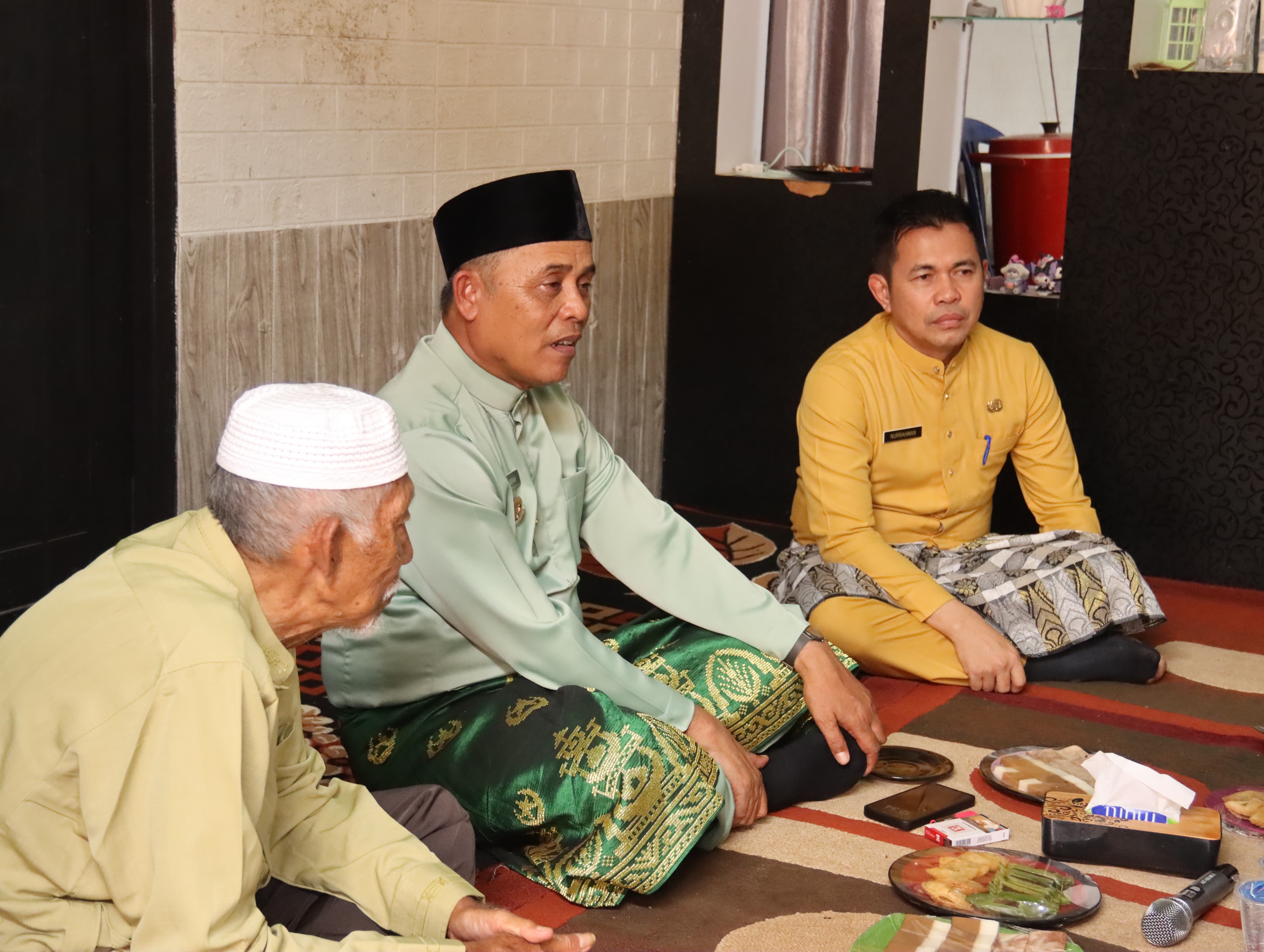 Bupati Herman Hadiri Haul Alm. Aang di Gang Permata Biru, Pekan Arba
