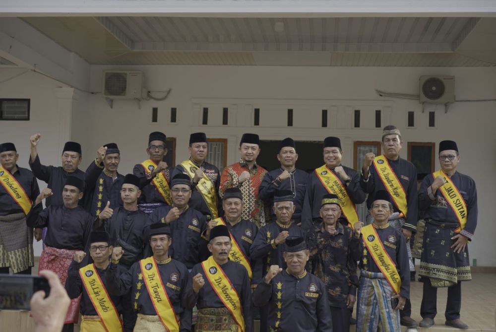 Di Depan Pemangku Adat, Anggota DPR RI Siap Memperjuangkan Daerah Istimewa Riau