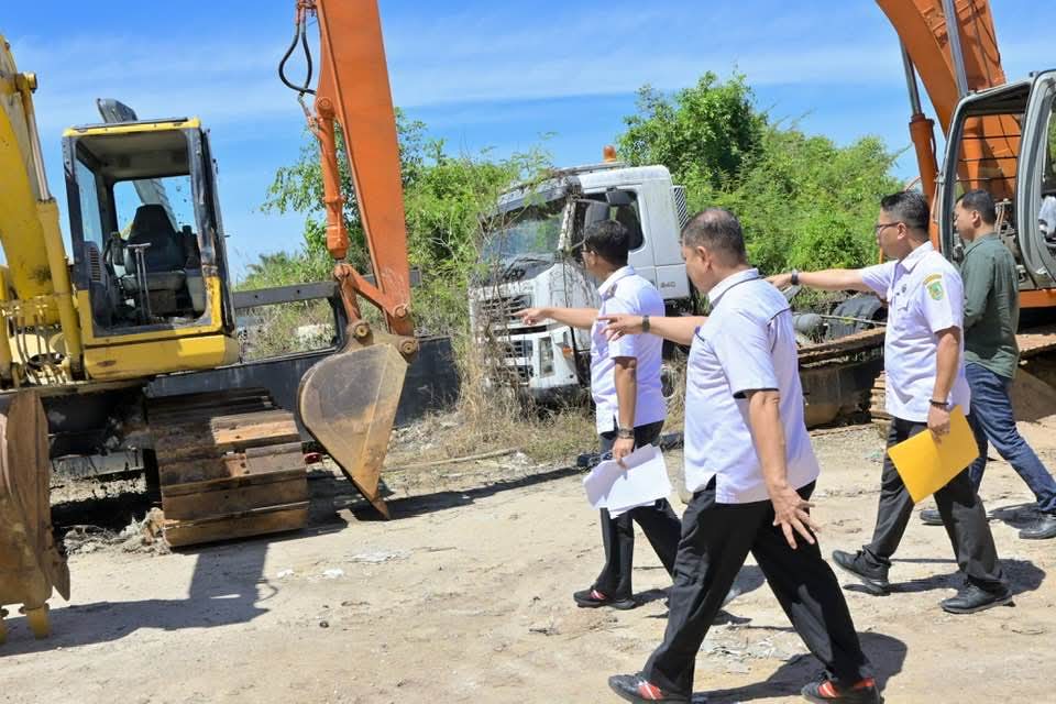 Wabup Rohil Jhoni Charles Inginkan Evaluasi Sistem Kerja dan Alat Berat PUTR
