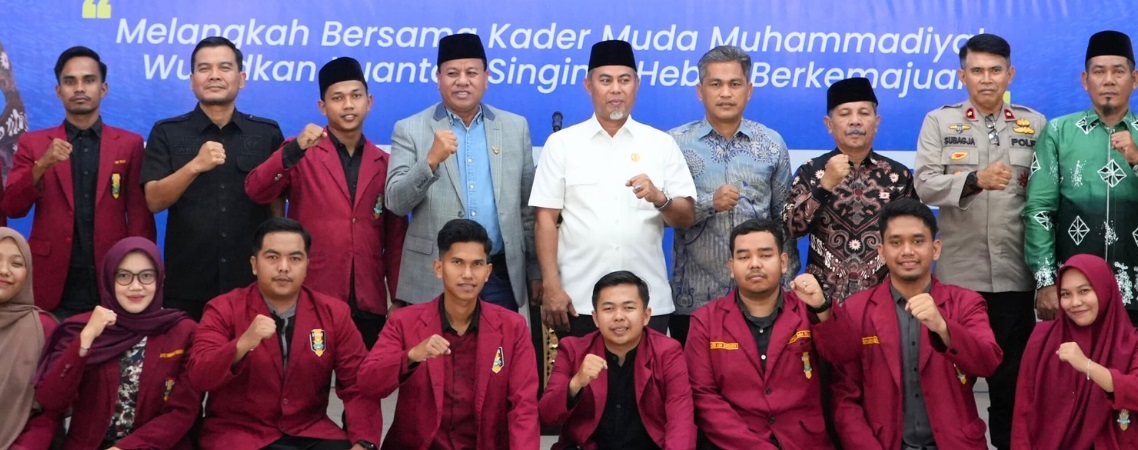 Bupati Kuansing Hadiri Pelantikan Bersama Kader Muda Muhammadiyah