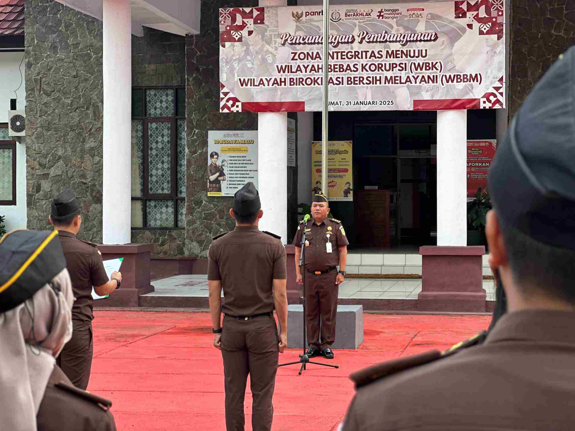 Plt Kajari SBB: JAM- Pengawasan Kejagung RI Pada Minggu Ke 3 Melakukan Kunjungan Kerja di Kejari SBB