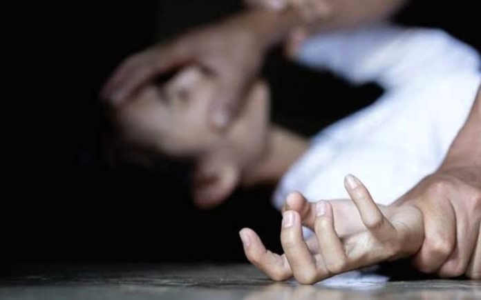 Suami di Bengkalis Relakan Istrinya Berkali-kali Digarap Sang Guru Spritual