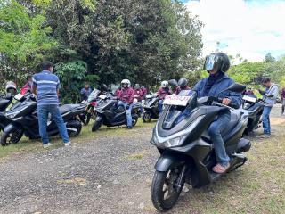 Tampil dengan Desain Keren, New Honda PCX160 Selalu Jadi Pusat Perhatian