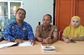 Siswa Tak Bisa Ujian karena Belum Bayar Praktik di Riau, Kepsek Dicopot 