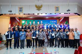 Gubri Abdul Wahid Ajak Alumni UIR Jadi Mitra Strategis Pembangunan Riau