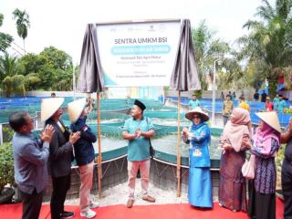 Wabup Kampar Resmikan UMKM Budidaya Ikan Sistem Bioflok di Tapung