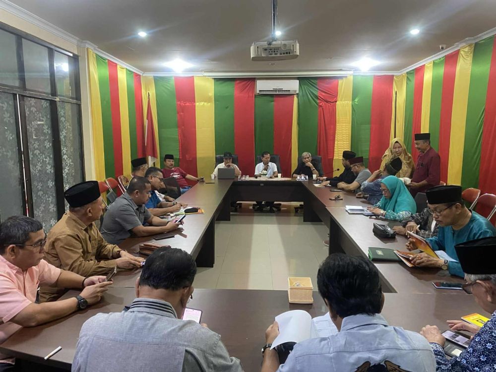 Panitia Matangkan Persiapan Penabalan Gelar Adat untuk Gubernur Riau