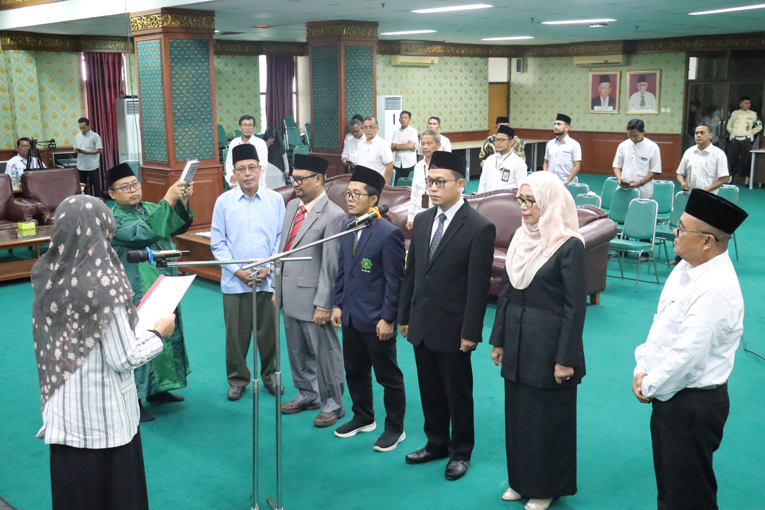 Rektor UIN Suska Riau Lantik Pejabat Baru, Tekankan Integritas dan Kepemimpinan Spiritual