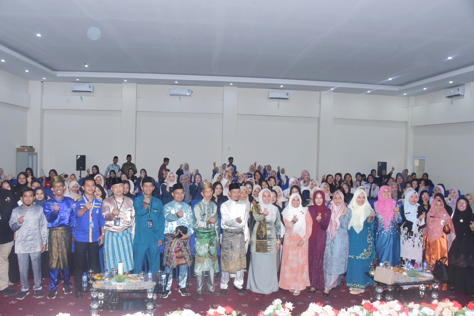 Bupati Kasmarni Sambut Baik, Seminar Dorong Peran Perempuan Jadi Pemimpin