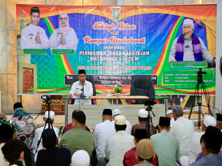 Bupati Hadiri Tabligh Akbar dan Kampar Berselawat Peringatan Tahun Baru Islam 1447 H