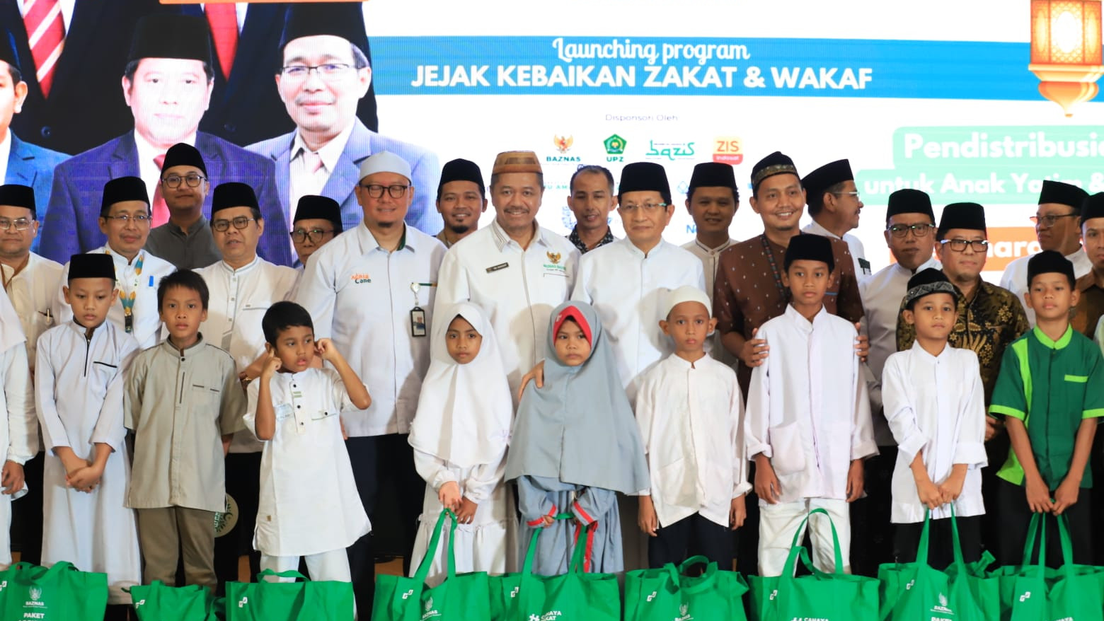 Kemenag Salurkan Bantuan Senilai Lebih Rp 310 Miliar Bagi Dua Juta Yatim dan Penyandang Disabilitas