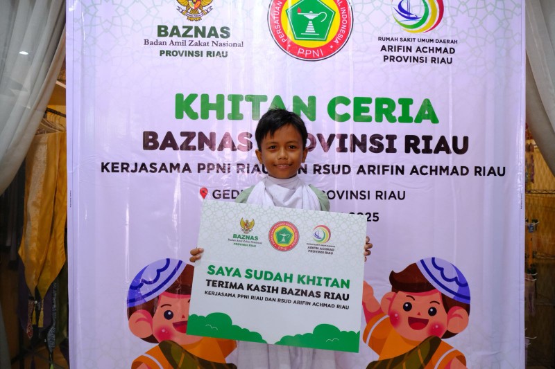 Momen Libur Sekolah, 57 Anak Ikut Khitan Ceria Baznas Riau