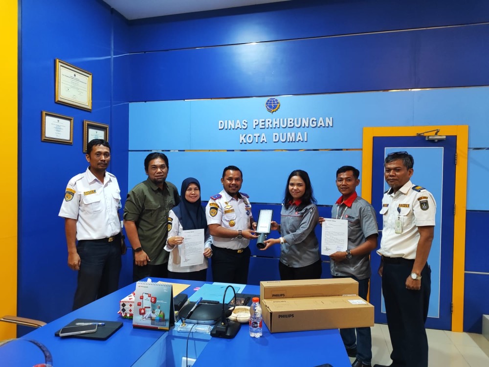 PT. Ivo Mas Tunggal Serahkan CSR Berupa 15 Unit PJU kepada Dinas Perhubungan Kota Dumai