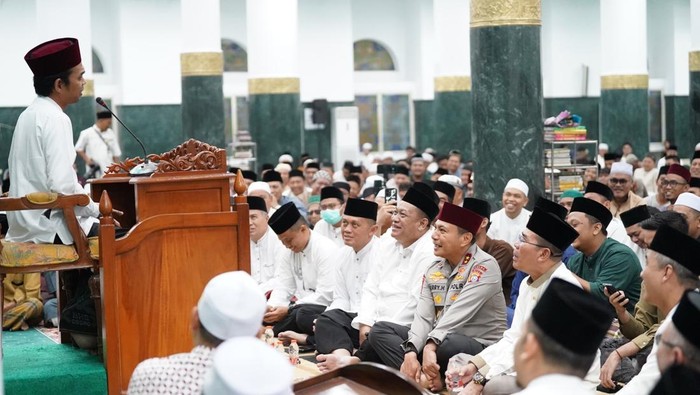 Saat Ustaz Abdul Somad Puji Kapolda Riau: Bukan Sembarang Polisi