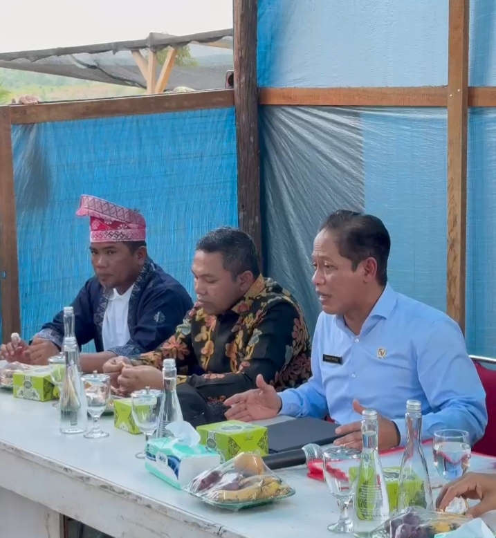 Bupati Pelalawan Bersama Gubernur Riau Dampingi Menteri LHK Tinjau Restorasi TNTN