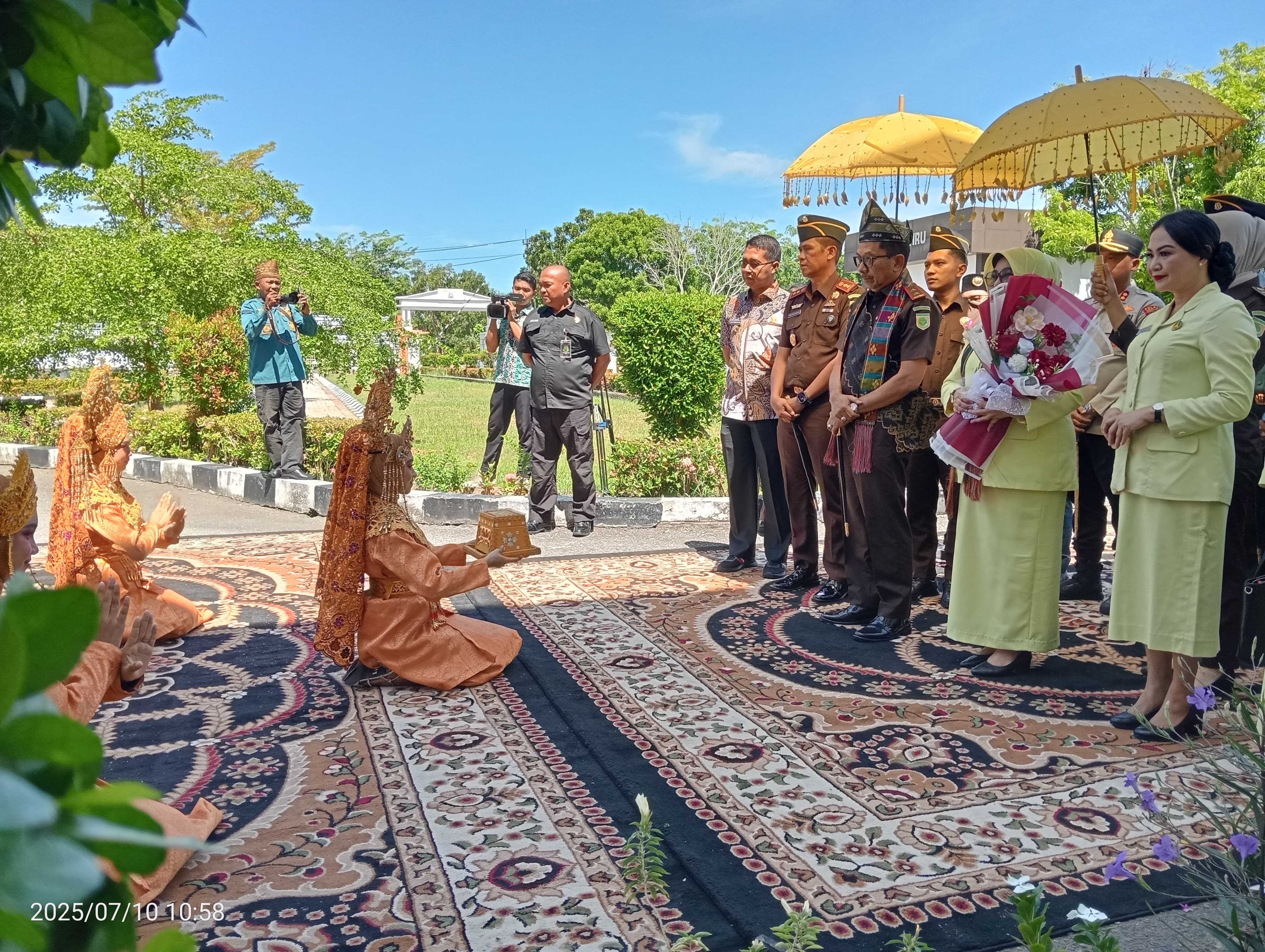 Wabup Jhony Charles Hadiri Kegiatan Kunjungan Kerja Kajati Riau di Kejari Rohil