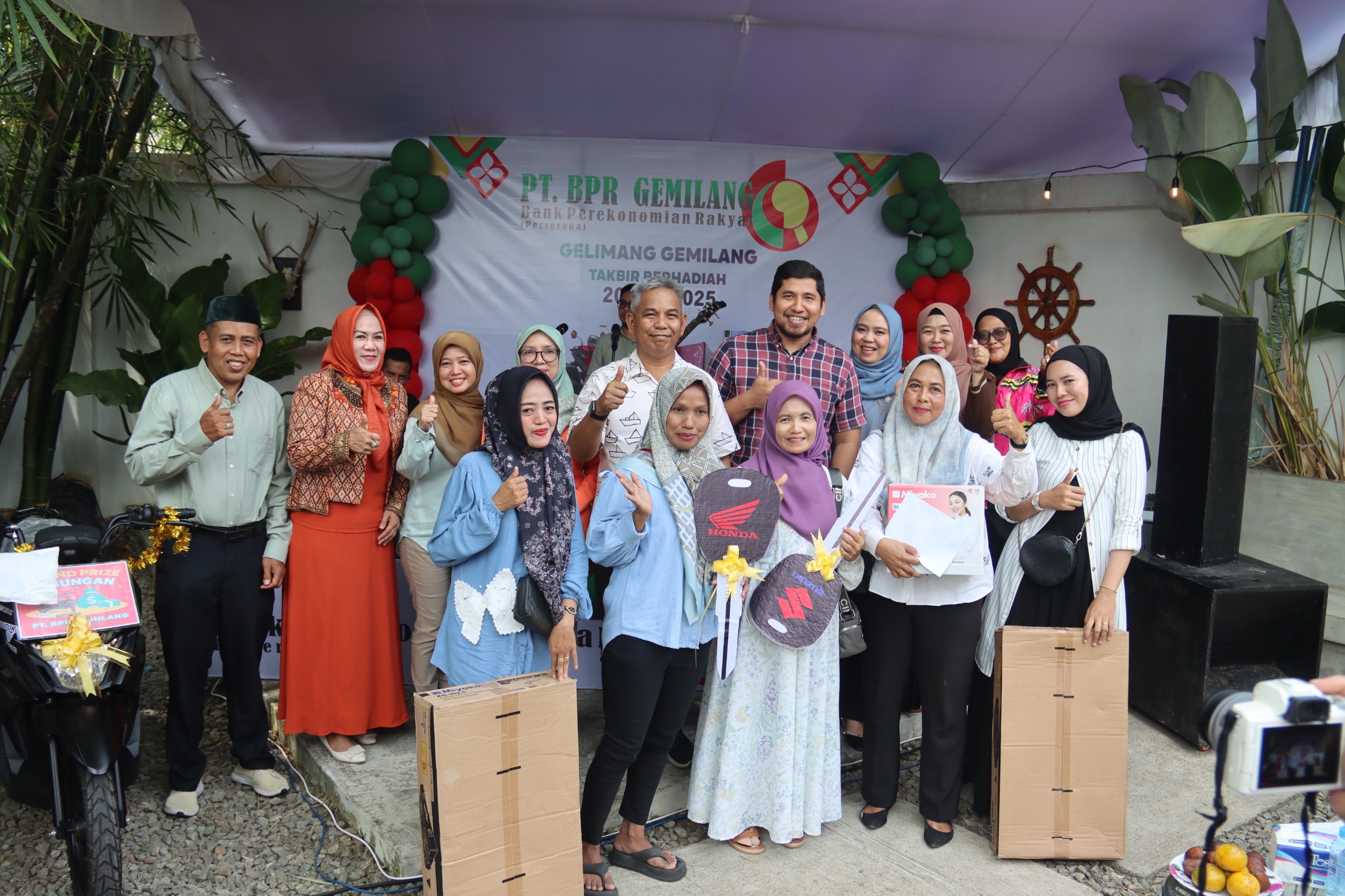 BPR Gemilang Gelar Perayaan HUT ke-27 Bertabur Hadiah