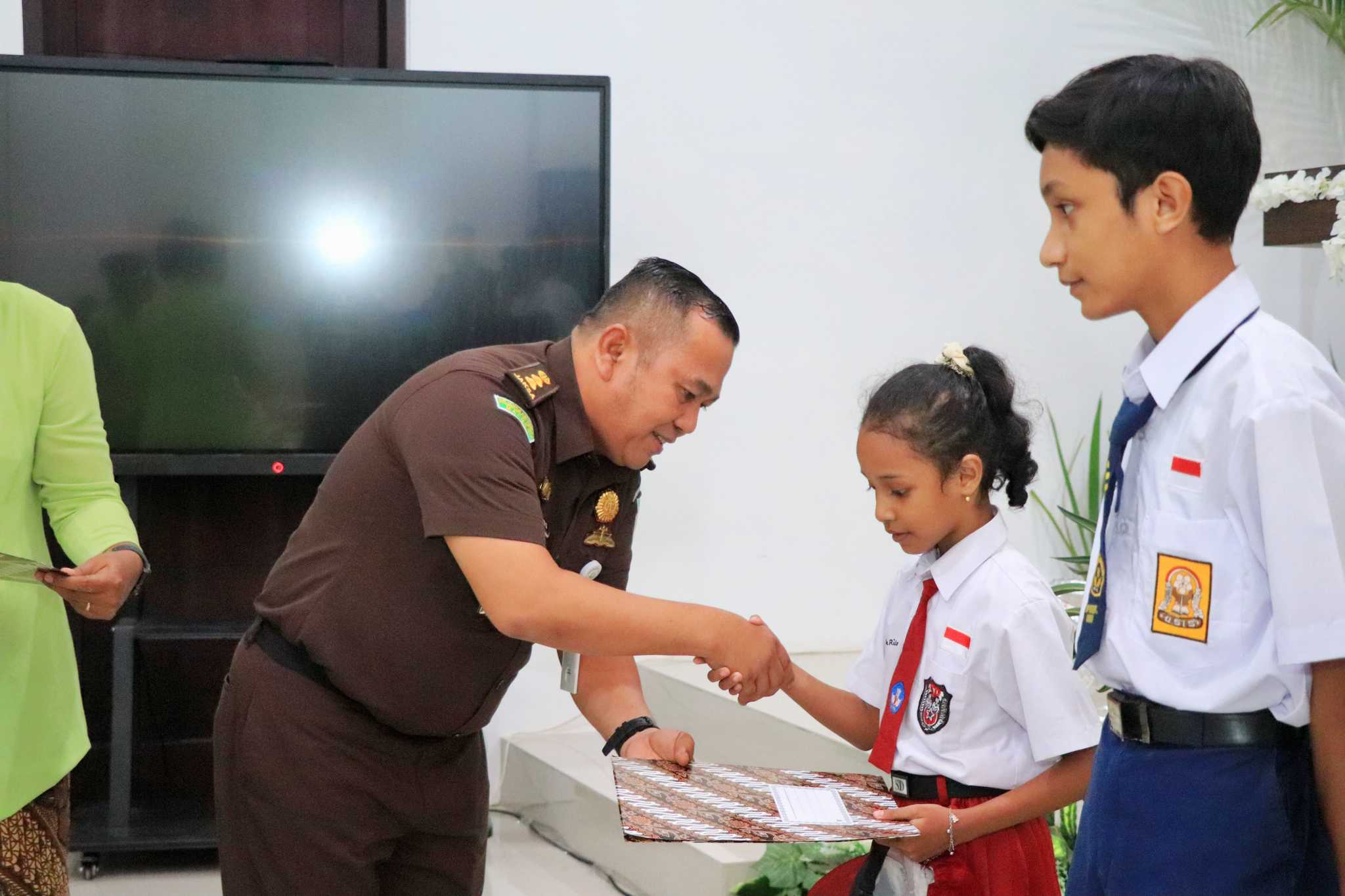 Plt. Kajari Seram Bagian Barat Hadiri Giat Hari Ulang Tahun IAD ke-XXV di Kejati Maluku