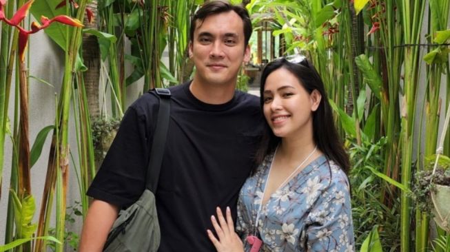 Diduga Kembali Diselingkuhi, Ini Alasan Lady Nayoan Mau Rujuk dengan Rendy Kjaernett