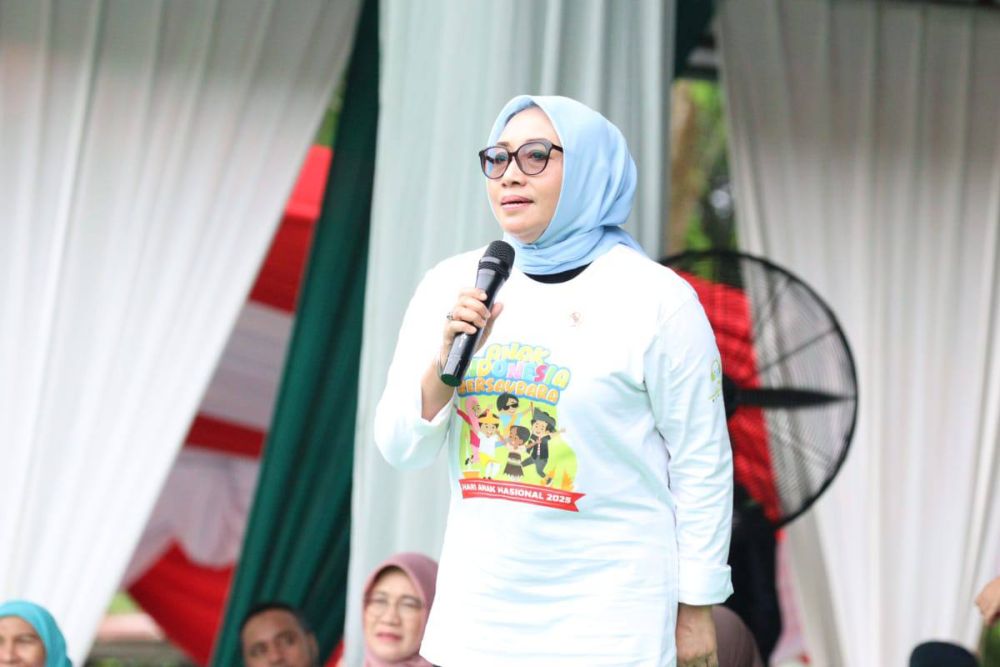 Menteri PPPA Sambangi Panti Asuhan di Inhu, Bawa Bantuan Pendidikan