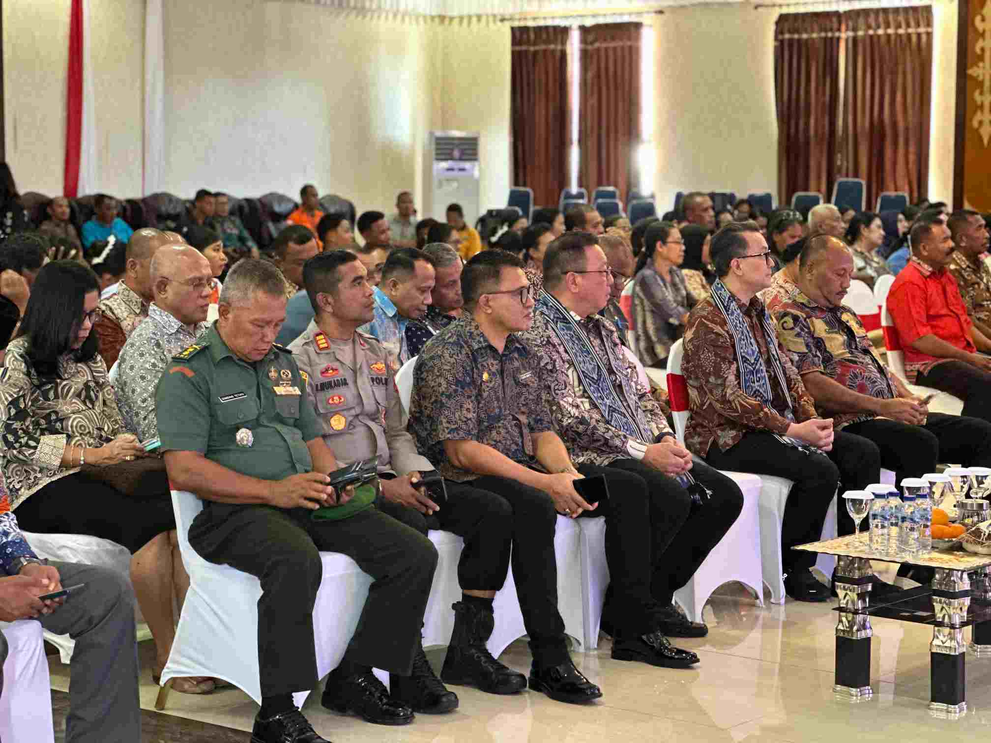 Kajari SBB Hadiri Penandatanganan MoU Antara YPA-MDR dan Pemkab SBB