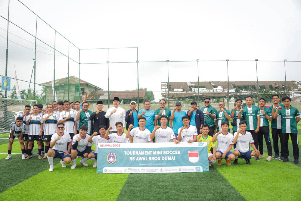 Wawako Dumai Buka Turnamen Mini Soccer Sempena HUT ke-27 RS Awal Bros