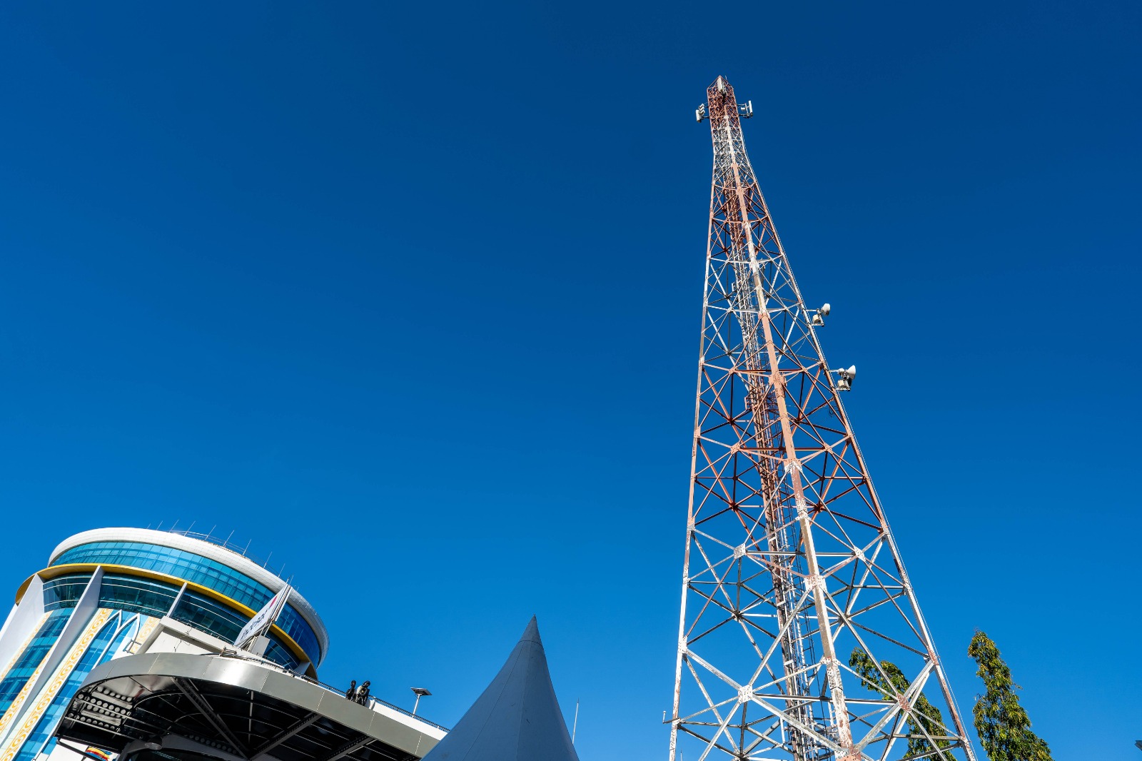 Indosat Pertahankan Profitabilitas dan Perkuat Fondasi Bisnis di Tengah Dinamika Pasar yang Menantan