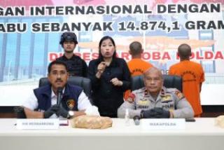 Polda Riau Tangkap Dua Kurir Hendak Bawa Sabu 14,87 Kg ke Padang 