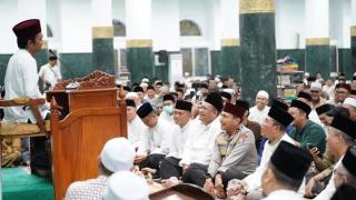 Saat Ustaz Abdul Somad Puji Kapolda Riau: Bukan Sembarang Polisi