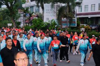 Gubri Abdul Wahid Meriahkan Bhayangkara Run 2025, Serukan Cinta Alam dan Penyelamatan TNTN