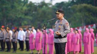 Kapolda Riau Beri Kelonggaran Anggota di Hari Pertama Anak Masuk Sekolah