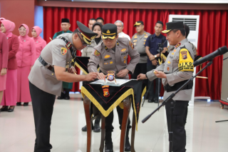 Daftar Lengkap Mutasi Pejabat Utama dan Kapolres di Jajaran Polda Riau
