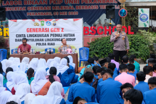 Kombes Anom Ajak Siswa Gencarkan Program Green Policing di SMK Labor Pekanbaru