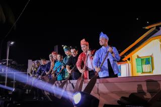 Perkenalkan Budaya, Wako Pekanbaru Tirukan 