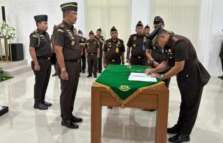 Amanah Baru, Anto Widi Nugroho Resmi Pimpin Kejari Seram Bagian Barat