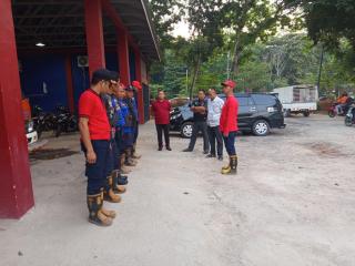 Damkar Kota Dumai Ikut Serta Padamkan Karhutla di Kabupaten Rokan Hilir 