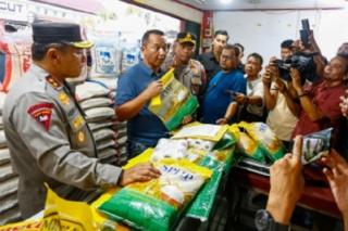 Gerebek Beras Oplosan Bulog, Polisi Amankan Pelaku Pemain Lama di Pekanbaru