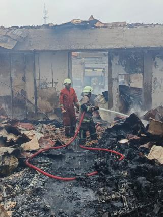 Damkar Pekanbaru Tangani Puluhan Kejadian Kebakaran Gedung