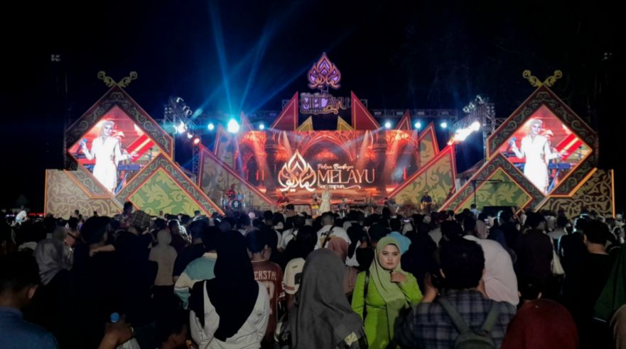 Bengkalis Hadir dan Ikut Meriahkan Panggung Pekan Budaya Melayu Serumpun di Hari Jadi ke-68 Riau