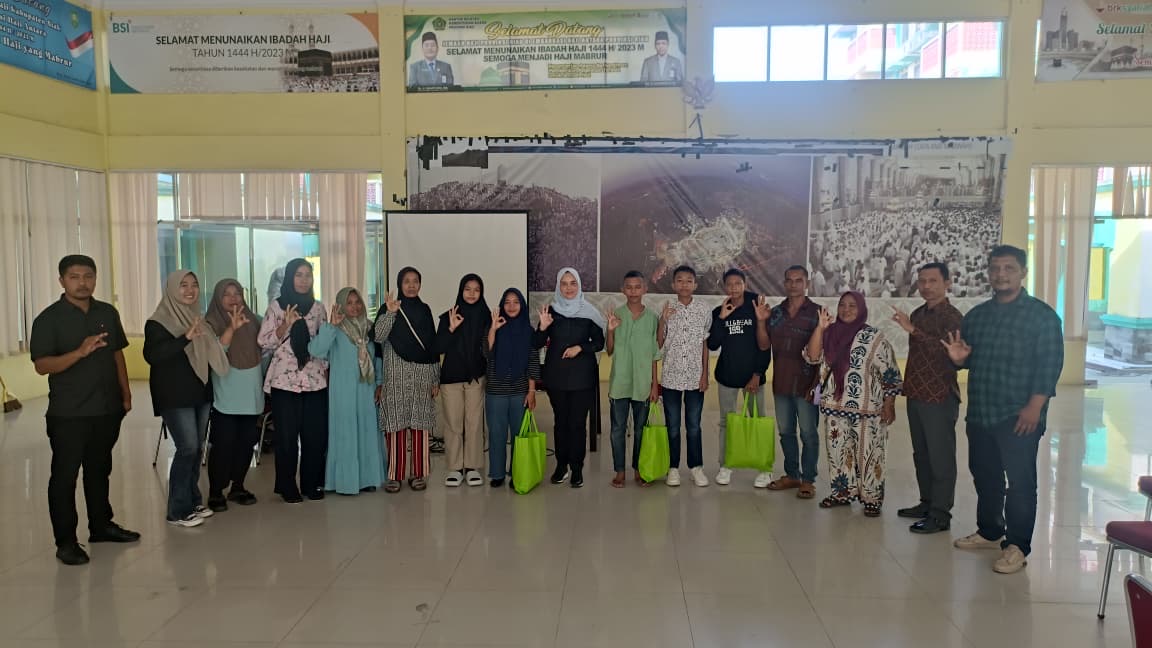 Lima Siswa Sekolah Rakyat Kabupaten Bengkalis Dilepas Menuju Asrama