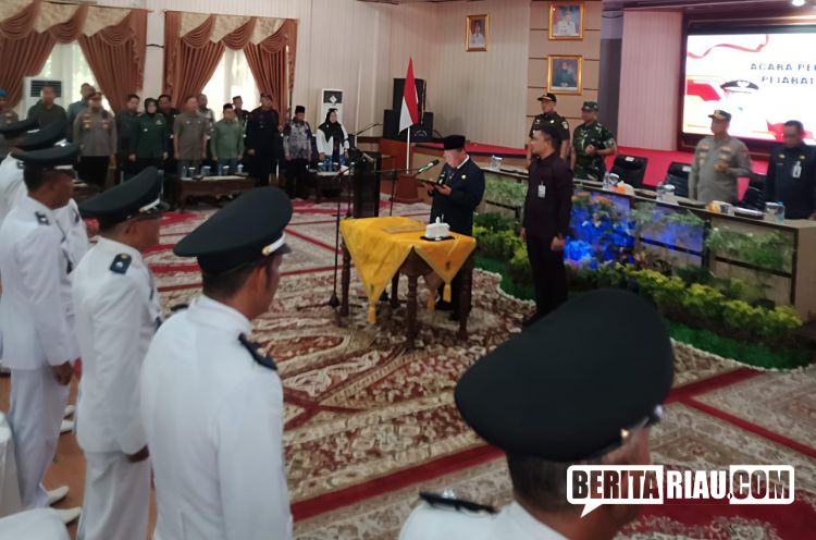 Bupati H. Bistamam Berpesan Agar 69 Penghulu AMJ Berhati- hati Gunakan Dana Desa