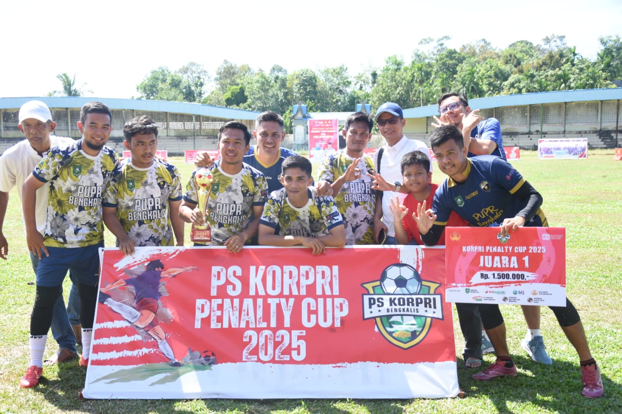 Bupati Kasmarni Resmi Tutup Turnamen Penalty Cup Antar Instansi: Ajang Silaturahmi dan Sportivitas