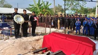 Kapolri Beri Kenaikan Pangkat Luar Biasa ke Polisi Riau 