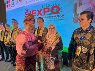 UIN Suska Riau Dianugerahi Penghargaan Nasional di Ajang SIE-XPO