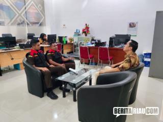 Kejari Menggeledah Kantor Dinas Pemuda Olahraga dan BPKAD Kabupaten Maluku Tenggara